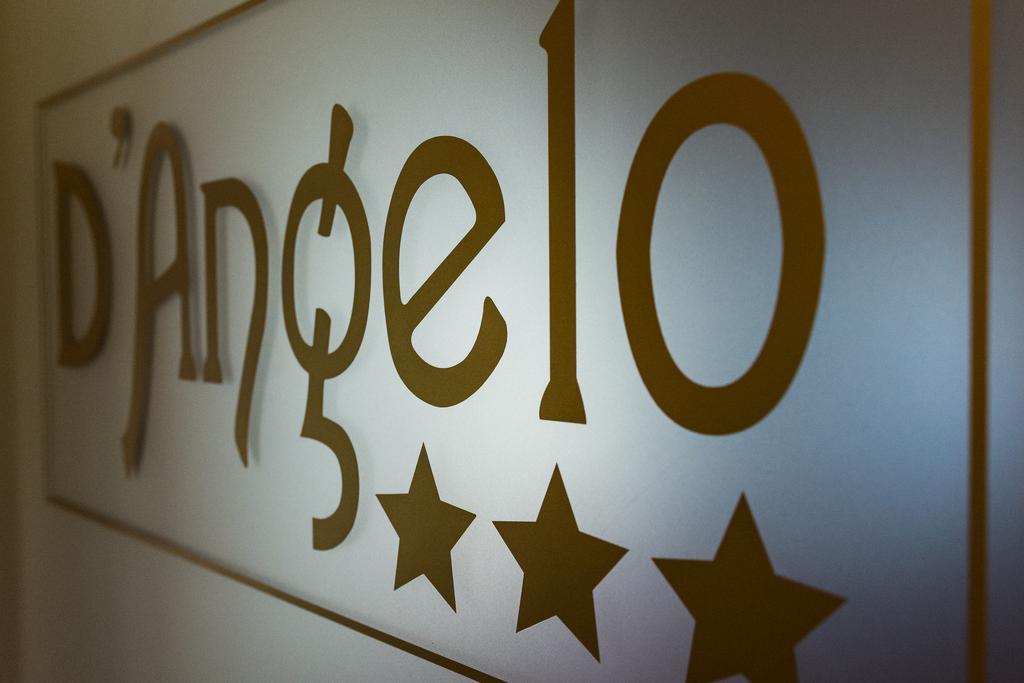 D'Angelo Hotel Прага Екстериор снимка