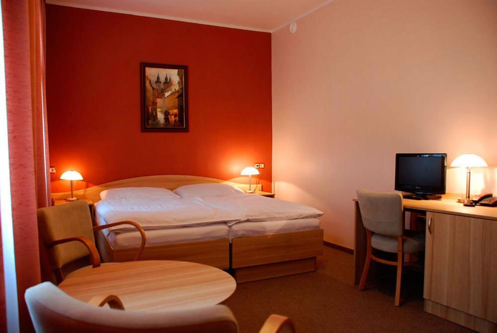 D'Angelo Hotel Прага Стая снимка